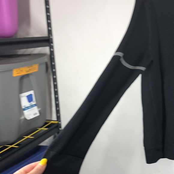 Under Armour Phantom Intelliknit black ribbed sweater size medium - Picture 5 of 10